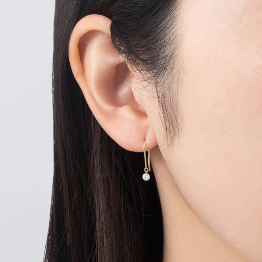 INNOCENCE1 grain earrings/ K18 Yellow Gold/ 0.1 Carat x 2 pieces