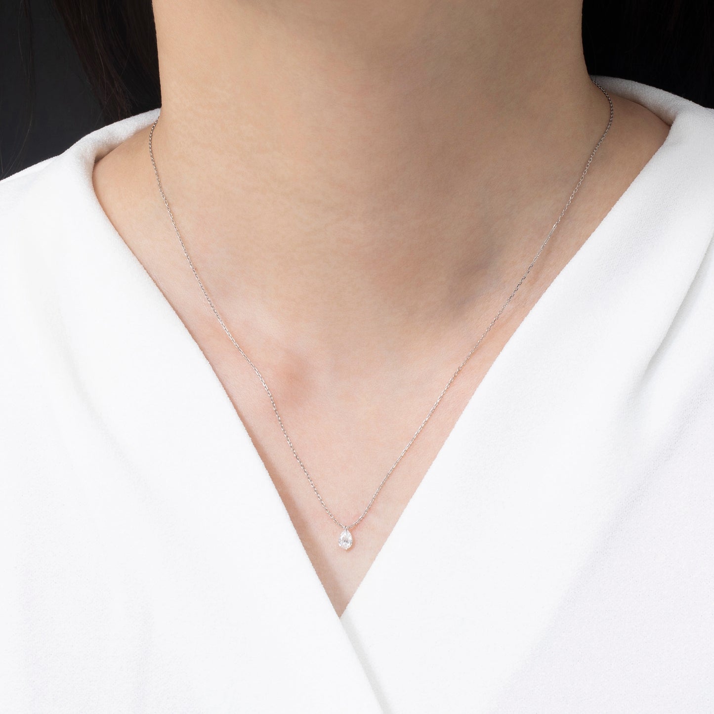 INNOCENCE 1 grain pair shaping necklace / PT850 Platinum / 0.2 Carat